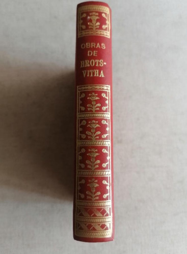 Portada del libro de Obras dramáticas de Hrotsvitha. Traducción de Julián Pemartín y Fidel Perrino.