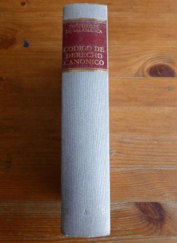 Portada del libro de CÓDIGO DE DERECHO CANONICO. PROFESORES DE SALAMANCA. BAC. 1986 940pp