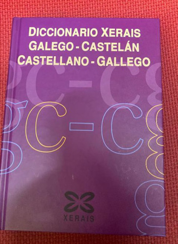 Portada del libro de Diccionario xerais galego-castelancastellano-gallego (Dicionarios)