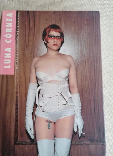 Portada del libro de Luna Córnea. nº 25. Intimidad expuesta. 308pp Español. Inglés.