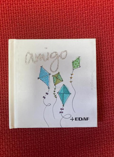 Portada del libro de AMIGO. UN LIBRO DE REGALO DE HELEN EXLEY. ILUSTRACIONES JOANNA KIDNEY. EDAF, 2003.