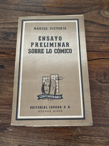 Portada del libro de ENSAYO PRELIMINAR SOBRE LO CÓMICO - MARCOS VICTORIA