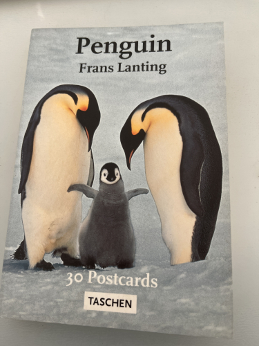 Portada del libro de 30 Postcard, Penguin (Postcardbooks)