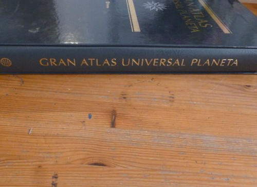 Portada del libro de GRAN ATLAS DE UNIVERSAL PLANETA