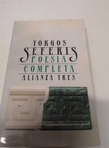 Portada del libro de Poesía completa (Alianza Tres (At))