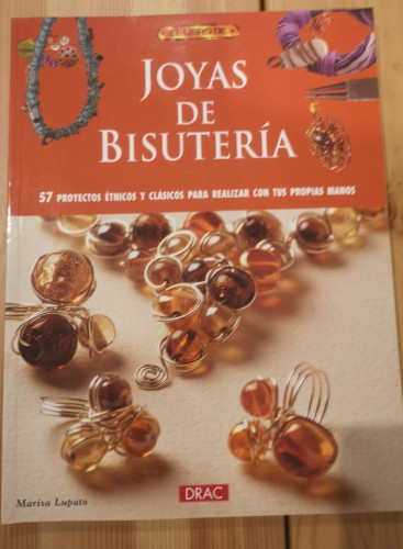 Portada del libro de El libro de JOYAS DE BISUTERIA