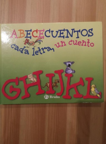 Portada del libro de ABECECUENTOS, cada letra un cuento- VV.AA- Editiorial Bruño