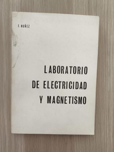 Portada del libro de laboratorio de electricidad y magnetismo