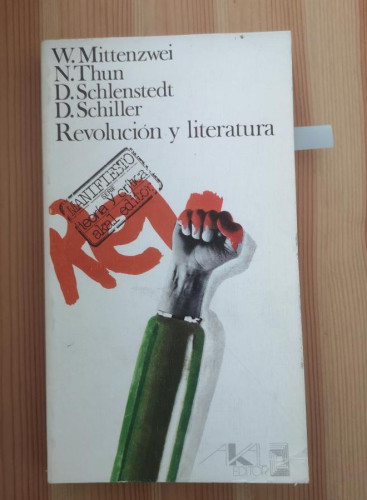 Portada del libro de Revolución y literatura.