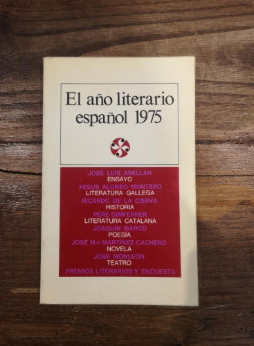 Portada del libro de Año literario español 1975, el