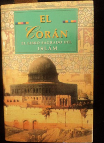 Portada del libro de el coran.