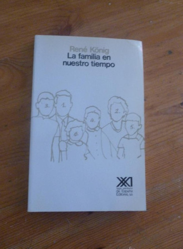 Portada del libro de La familia en nuestro tiempo: Una comparación intercultural (Sociología y política)