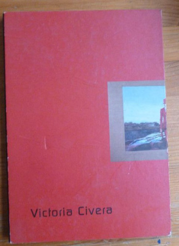 Portada del libro de Victoria Civera.- Bajo la piel (ESPACIO UNO)