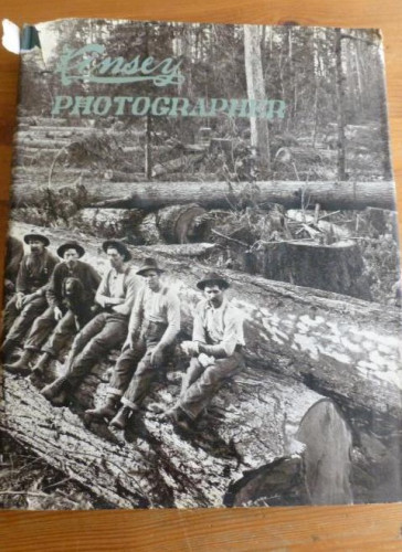 Portada del libro de KYNSEY. PHOTOGRFAPFER VOLUMEN 1. THE FAMILY ALBUM. KONEMANN 1978 318pp