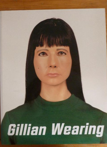 Portada del libro de Gillian wearing (EN CASTELLANO) Tapa blanda 2001.