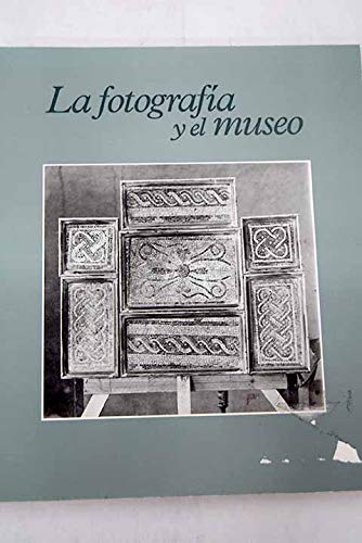 Portada del libro de La fotografía en los museos