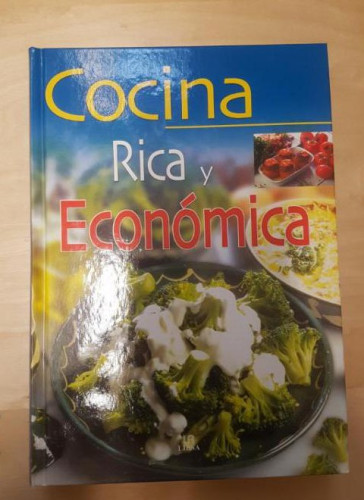 Portada del libro de COCINA RICA Y ECONÓMICA. VV.AA. LIBSA 2002 344pp