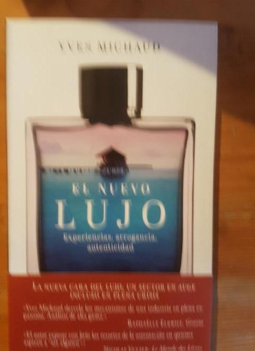 Portada del libro de El nuevo lujo: Experiencias, arrogancia, autenticidad (Pensamiento)