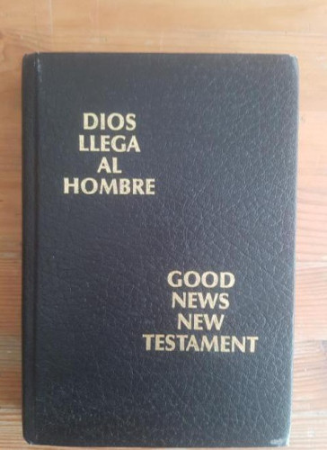 Portada del libro de DIOS LLEGA AL HOMBRE SOCIEDAD BIBLICA AMERICANA 1979 bilingue 829pp