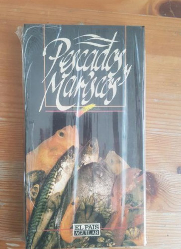 Portada del libro de Pescados y mariscos. alimentos de España