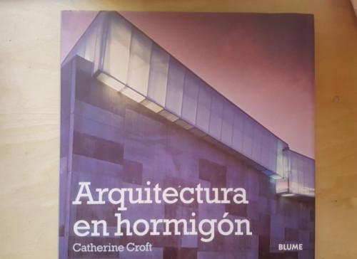 Portada del libro de Arquitectura en hormigon