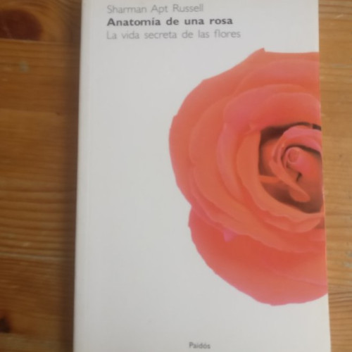 Portada del libro de Anatomia de una Rosa