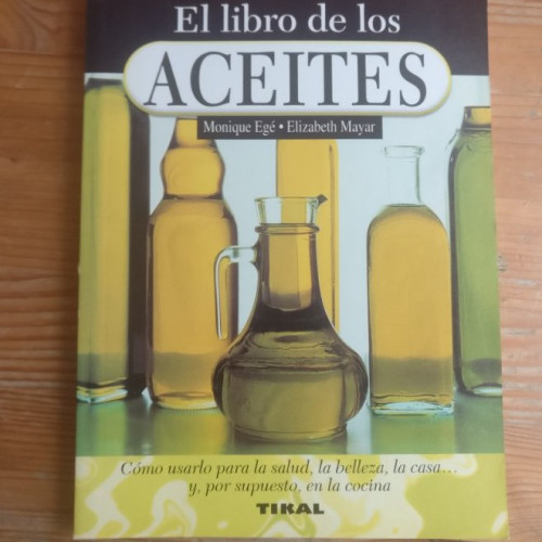 Portada del libro de El libro de los aceites