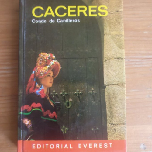 Portada del libro de CACERES CONDE DE CANILLEROS EVEREST 1976 171pp