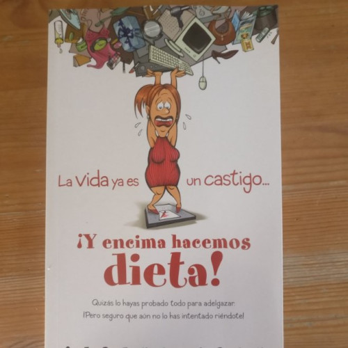 Portada del libro de La vida ya es un castigo--: ¡y encima hacemos dieta! Gray, Serena Ediciones B. (2003) 225pp