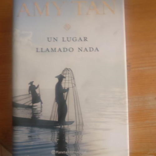 Portada del libro de Un lugar llamado Nada (Planeta Internacional)