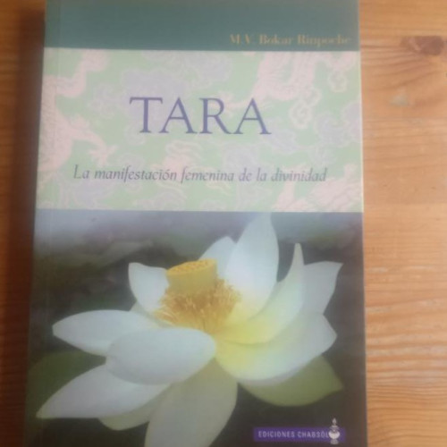 Portada del libro de Tara : la manifestación femenina de la divinidad