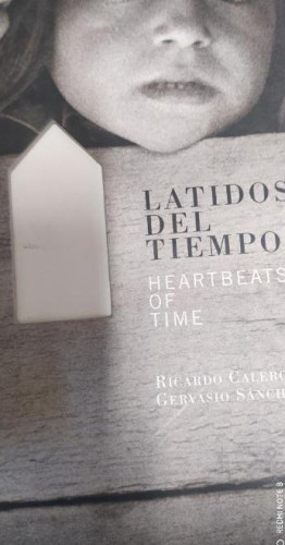 Portada del libro de Latidos del tiempo