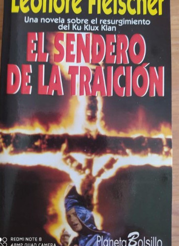 Portada del libro de El sendero de la traición - Fleischer, Leonore planeta NUEVO