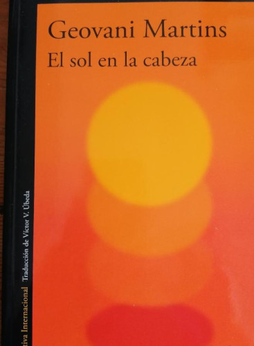 Portada del libro de El sol en la cabeza (Literaturas)