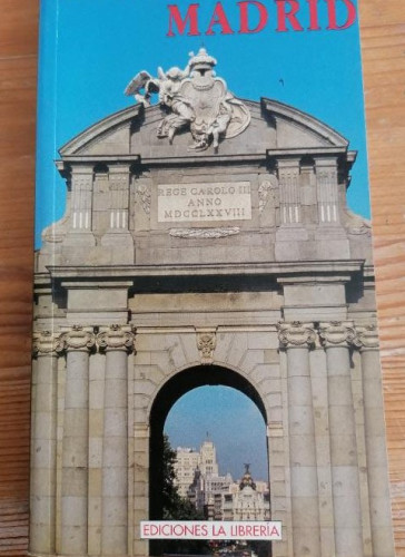 Portada del libro de Paseos por la historia de Madrid