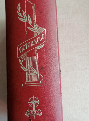 Portada del libro de OBRAS INMORTALES. VICTOR HUGO EDAF 1972 2129pp