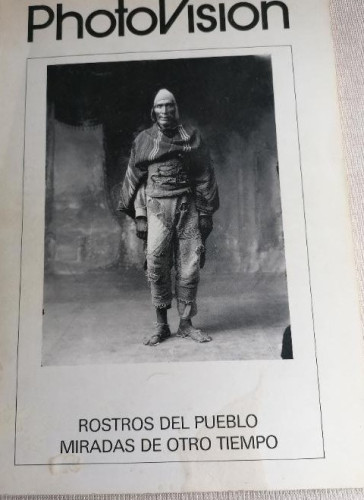Portada del libro de Número 3. Rostros del pueblo. Miradas de otro tiempo - REVISTA PHOTOVISION