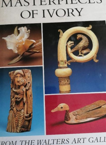 Portada del libro de MARFIL Masterpieces of Ivory from the Walters Art Gallery Randall, Richard H., Jr.