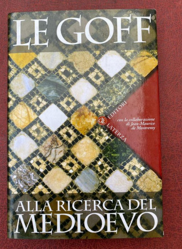 Portada del libro de Alla ricerca del Medioevo (I Robinson. Letture)