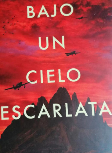 Portada del libro de BAJO UN CIELO ESCARLATA - SULLIVAN, MARK CÍRCULO DE LECTORES. 2019 573pp