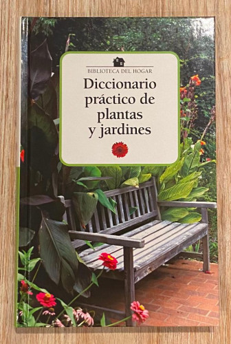 Portada del libro de Diccionario práctico de plantas y jardines